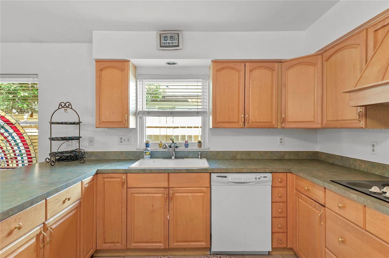 1621 CHESTNUT AVENUE, Winter Park, FL 32789 1621 CHESTNUT AVENUE, Winter Park, FL 32789