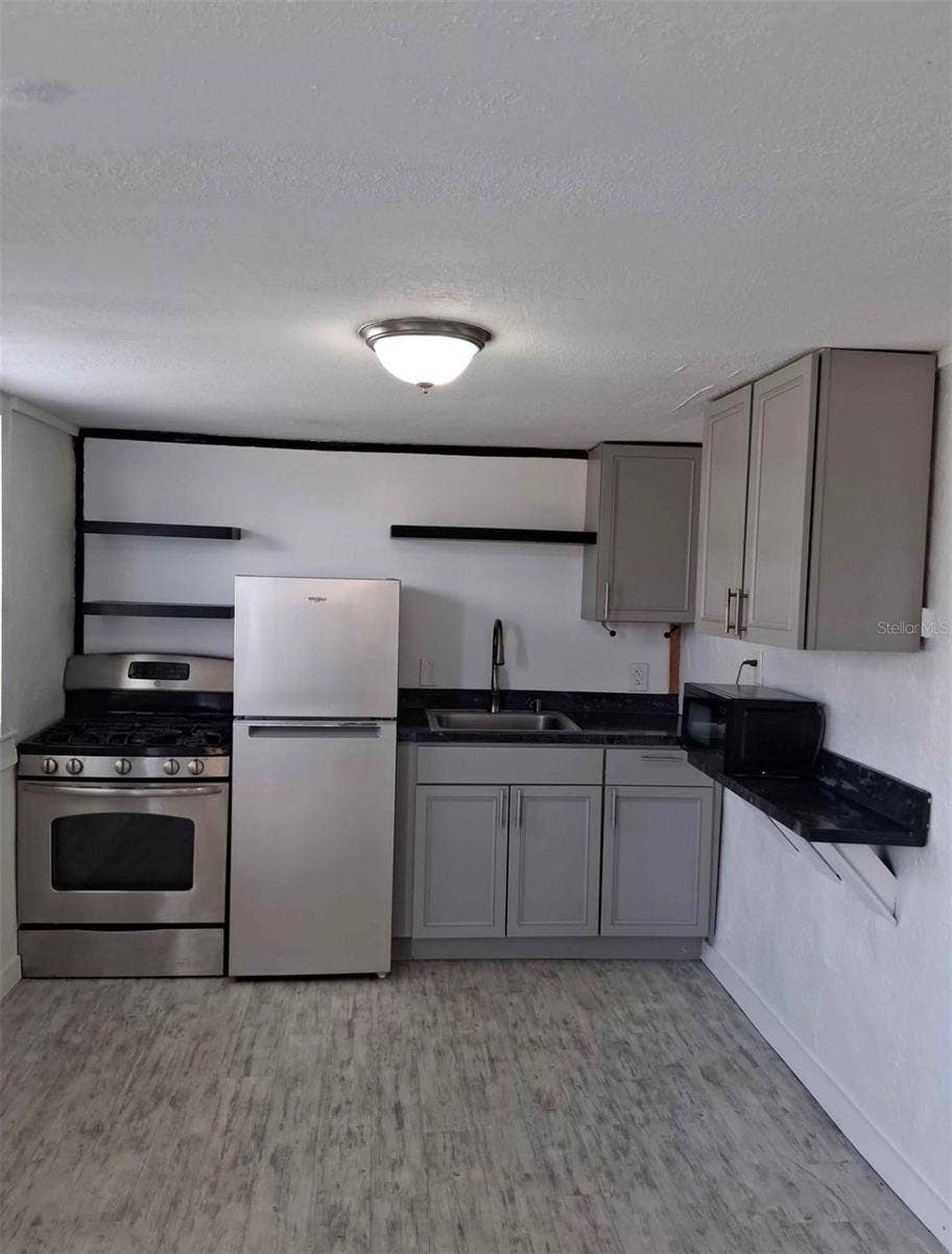 503 EARL STREET, Daytona Beach, FL 32118 503 EARL STREET, Daytona Beach, FL 32118