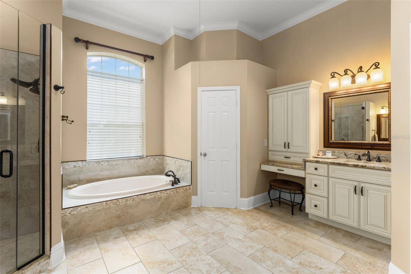 5119 KEENELAND CIRCLE, Orlando, FL 32819 5119 KEENELAND CIRCLE, Orlando, FL 32819