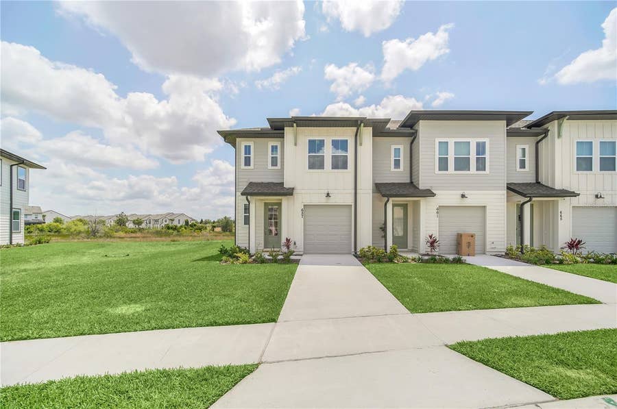 Property photo for 657 LONGBOAT DRIVE, Davenport, FL