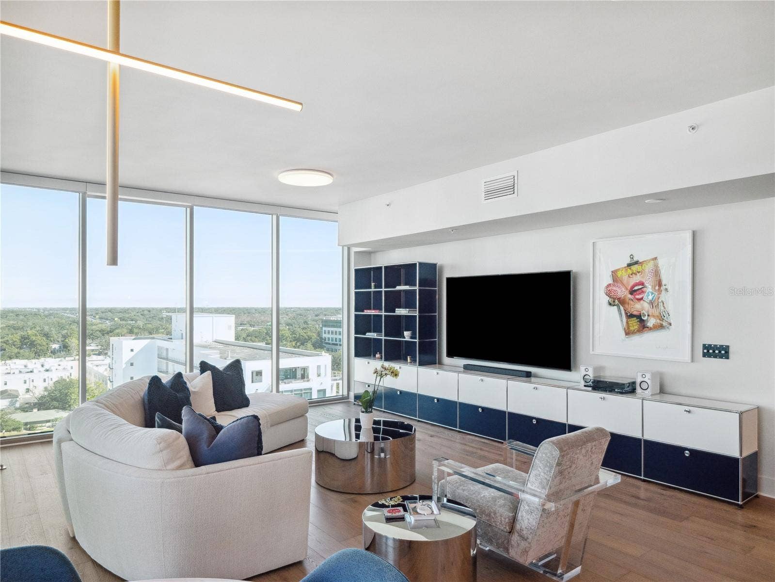 260 S OSCEOLA AVENUE, #1001, Orlando, FL 32801 Living Room