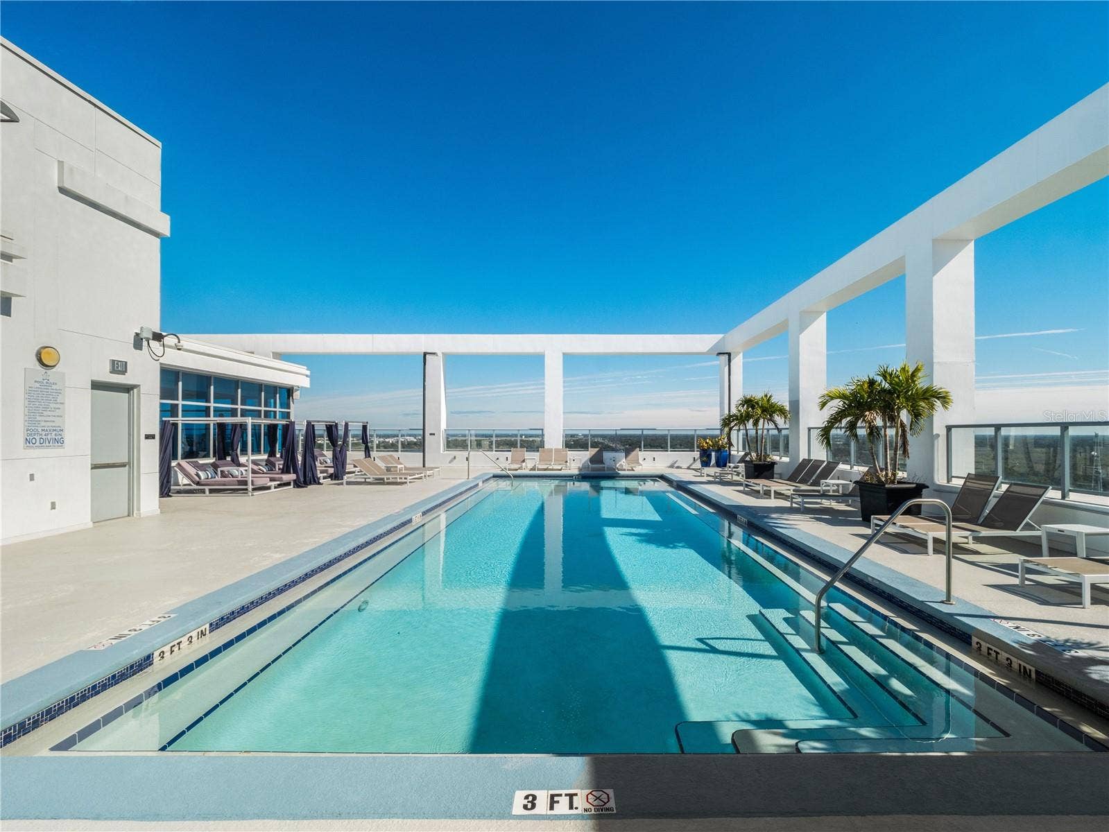 260 S OSCEOLA AVENUE, #1001, Orlando, FL 32801 Pool