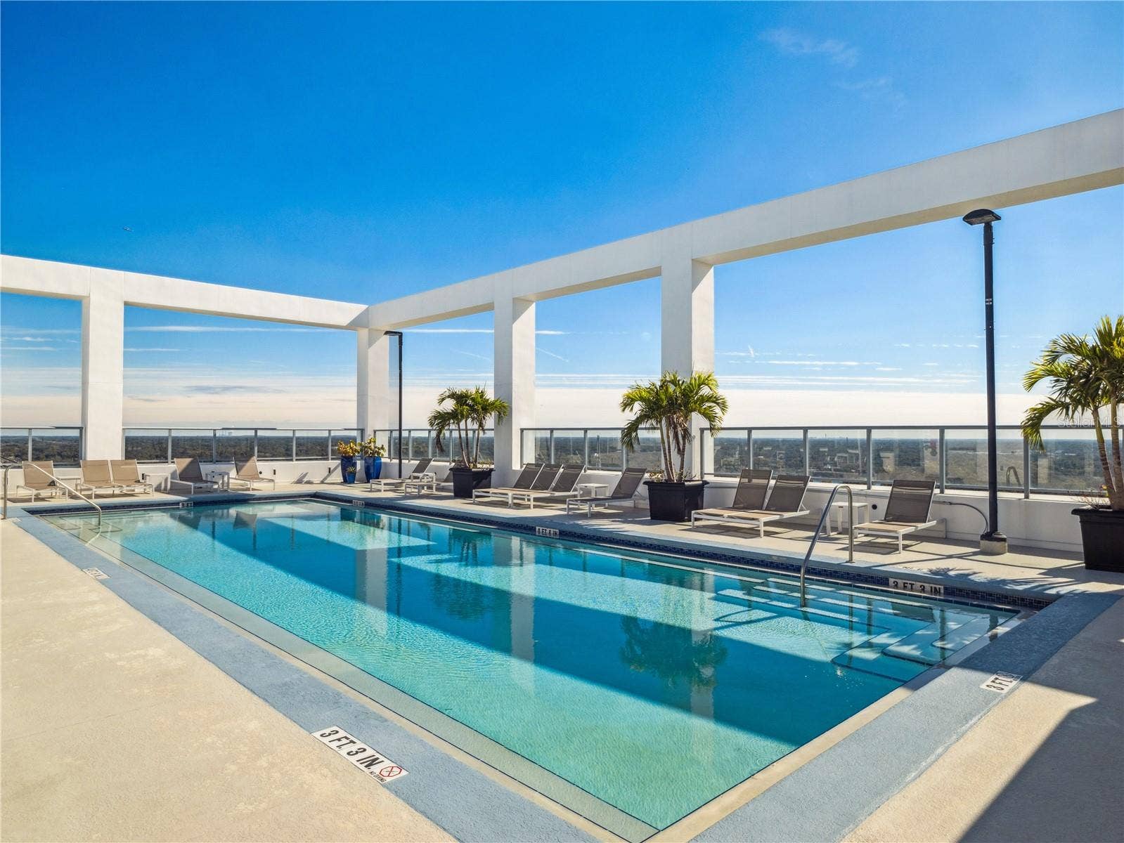 260 S OSCEOLA AVENUE, #1001, Orlando, FL 32801 Pool