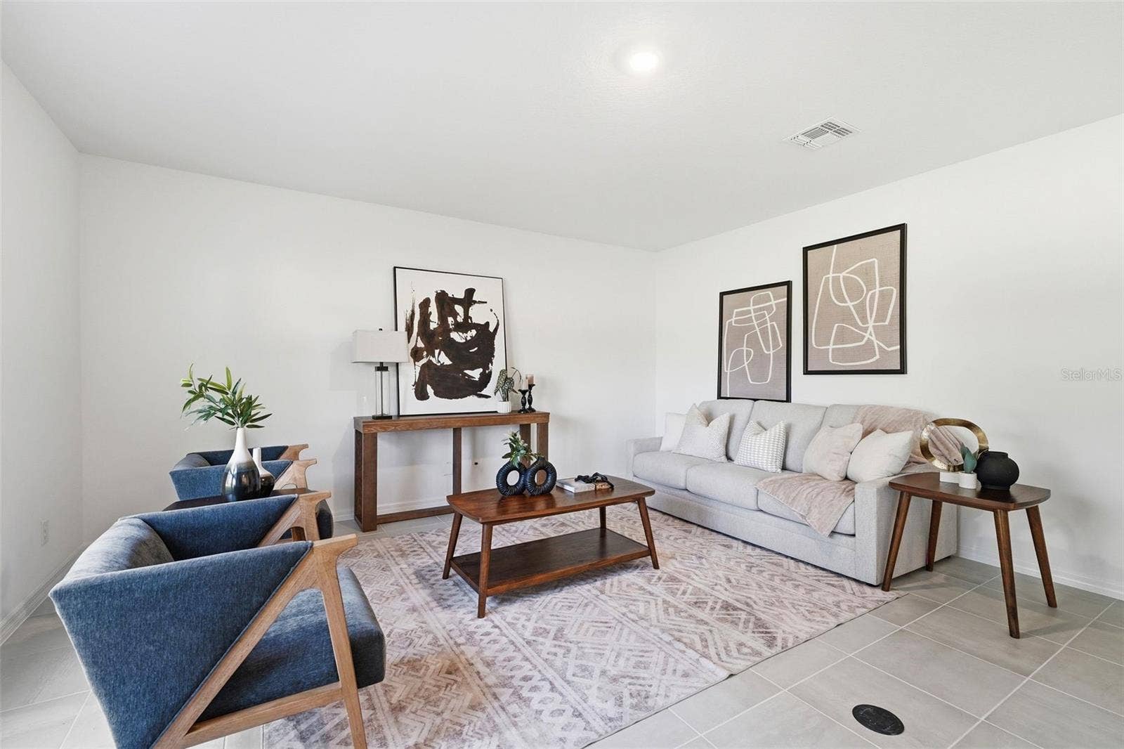 748 FARFIELDS STREET, Deland, FL 32724 Great Room