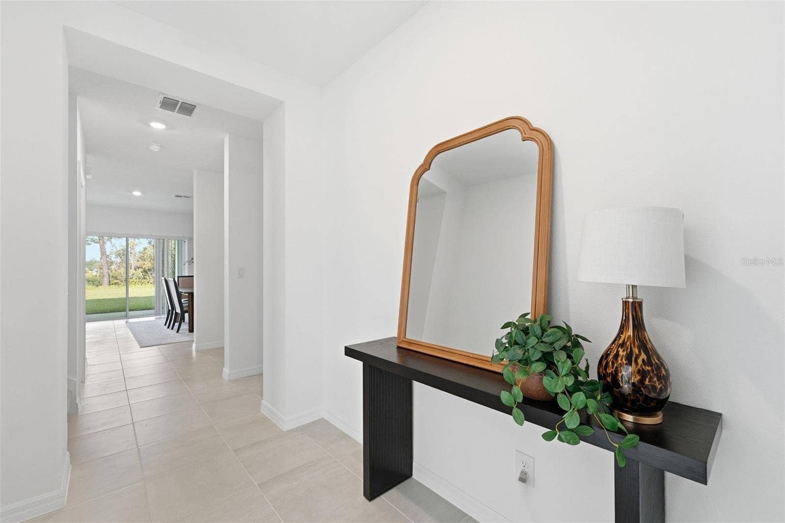 748 FARFIELDS STREET, Deland, FL 32724 Foyer