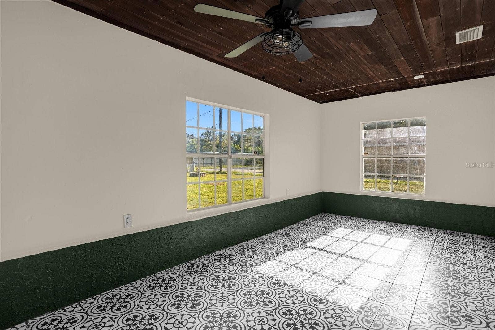 1008 10TH STREET, Daytona Beach, FL 32117