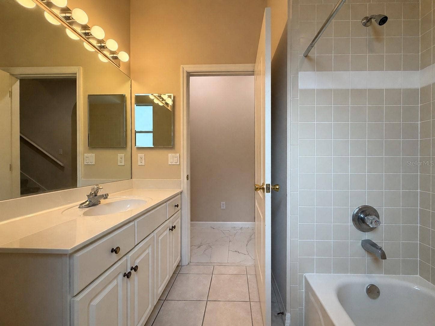 3637 DEVEREAUX COURT, Orlando, FL 32837 3637 DEVEREAUX COURT, Orlando, FL 32837
