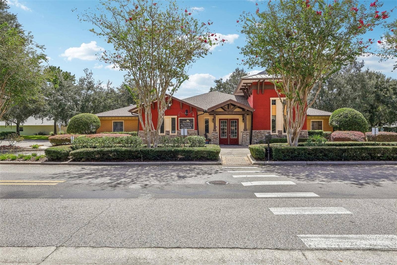 27143 ROANOKE DRIVE, Leesburg, FL 34748