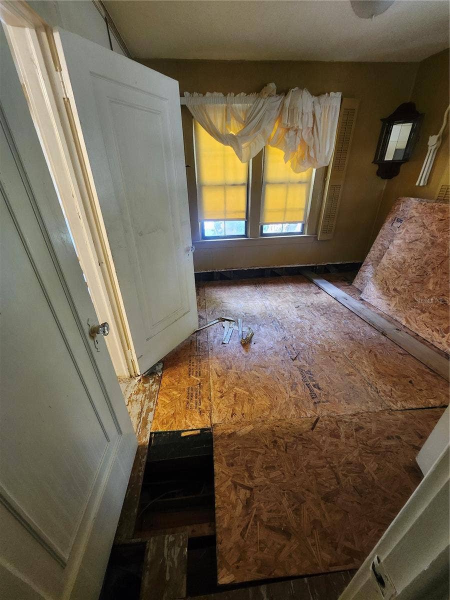 Upstairs Bedroom
