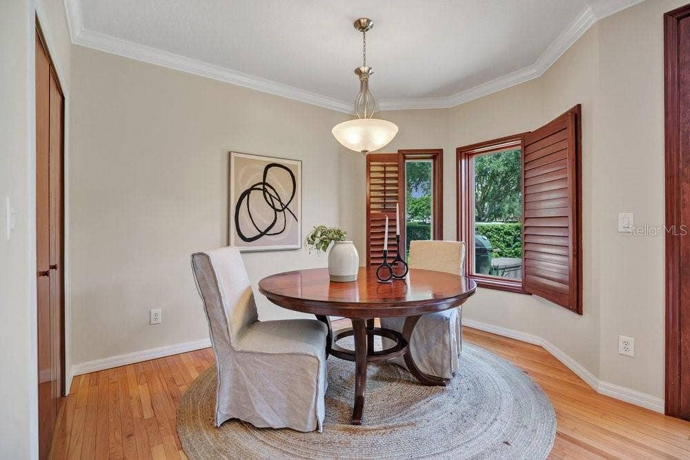 601 WESTMINSTER STREET, Orlando, FL 32803 Dining Space in Family Room