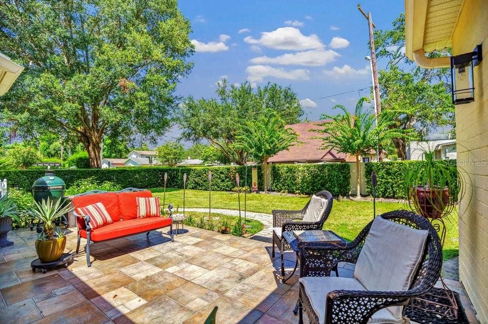 601 WESTMINSTER STREET, Orlando, FL 32803 Private Patio overlooking landscaped backyard