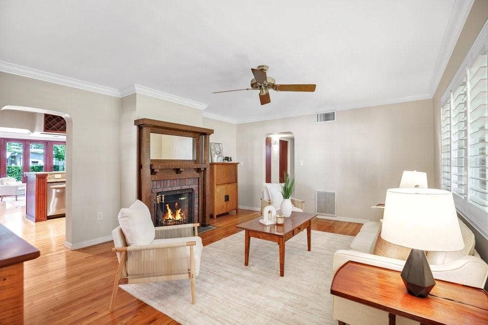 601 WESTMINSTER STREET, Orlando, FL 32803 Formal Living Room with Wood Burning Fireplace