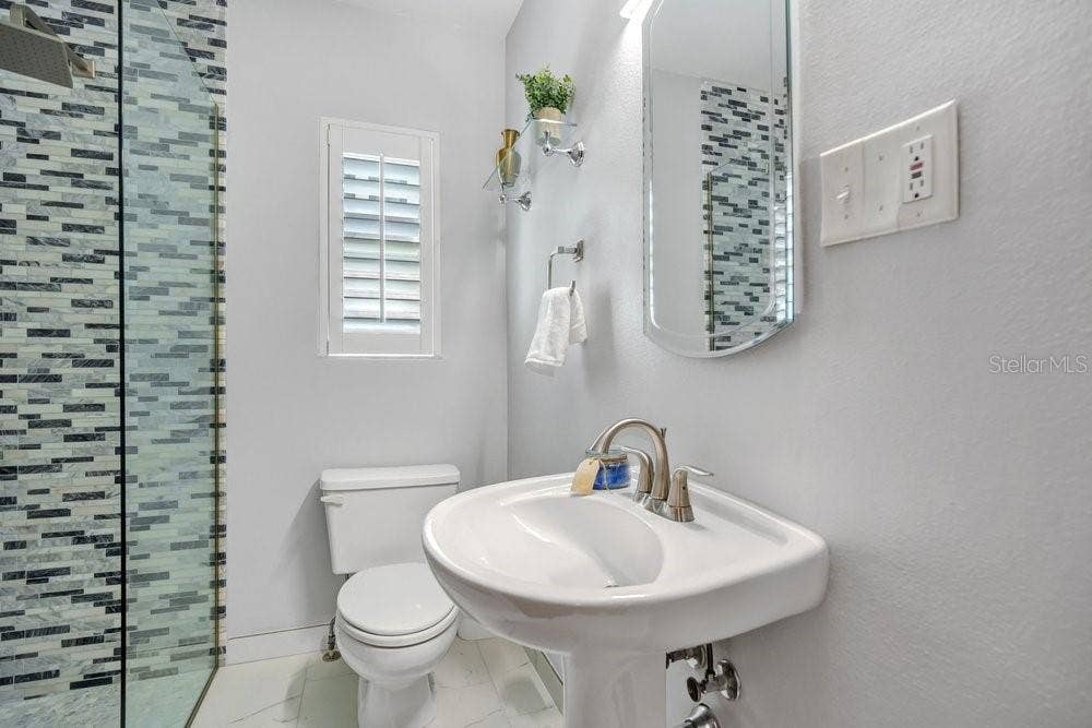 601 WESTMINSTER STREET, Orlando, FL 32803 Guest Bathroom with walk-in Shower