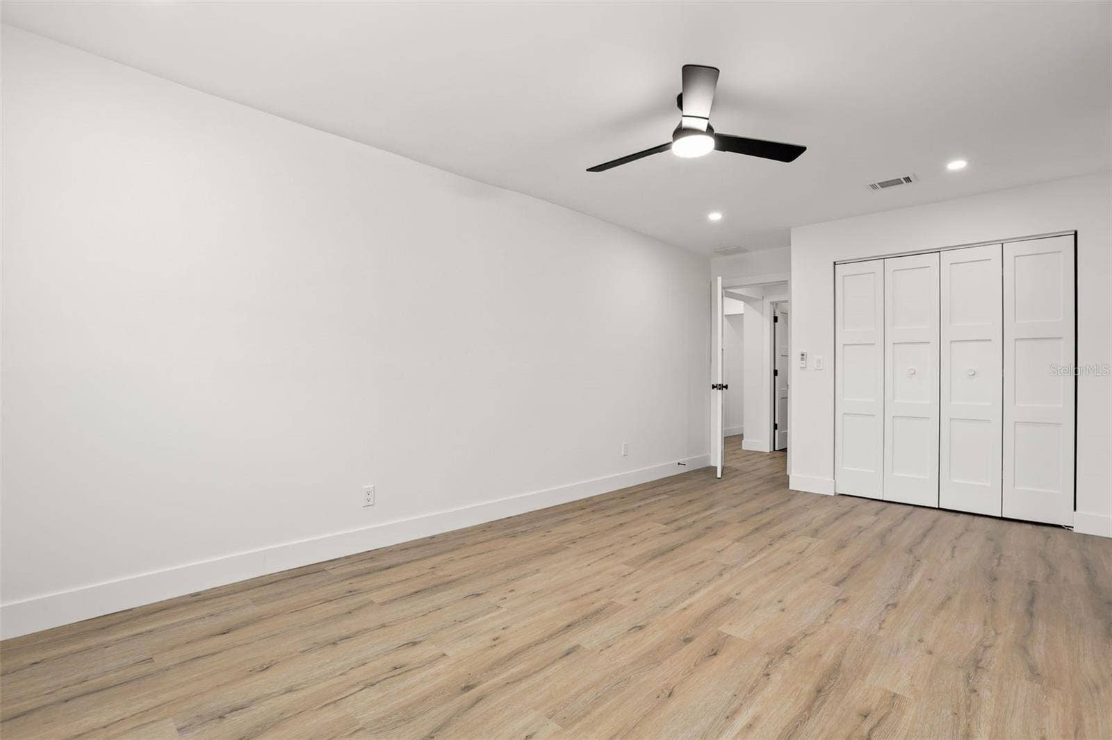 900 CARVER STREET, Winter Park, FL 32789 900 CARVER STREET, Winter Park, FL 32789