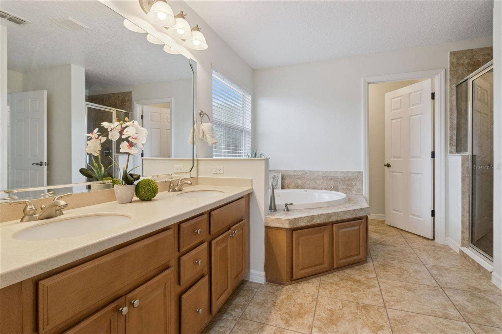 5830 ANSLEY WAY, Mount Dora, FL 32757