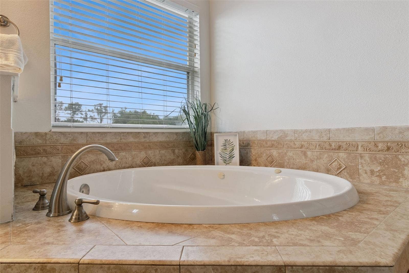 5830 ANSLEY WAY, Mount Dora, FL 32757