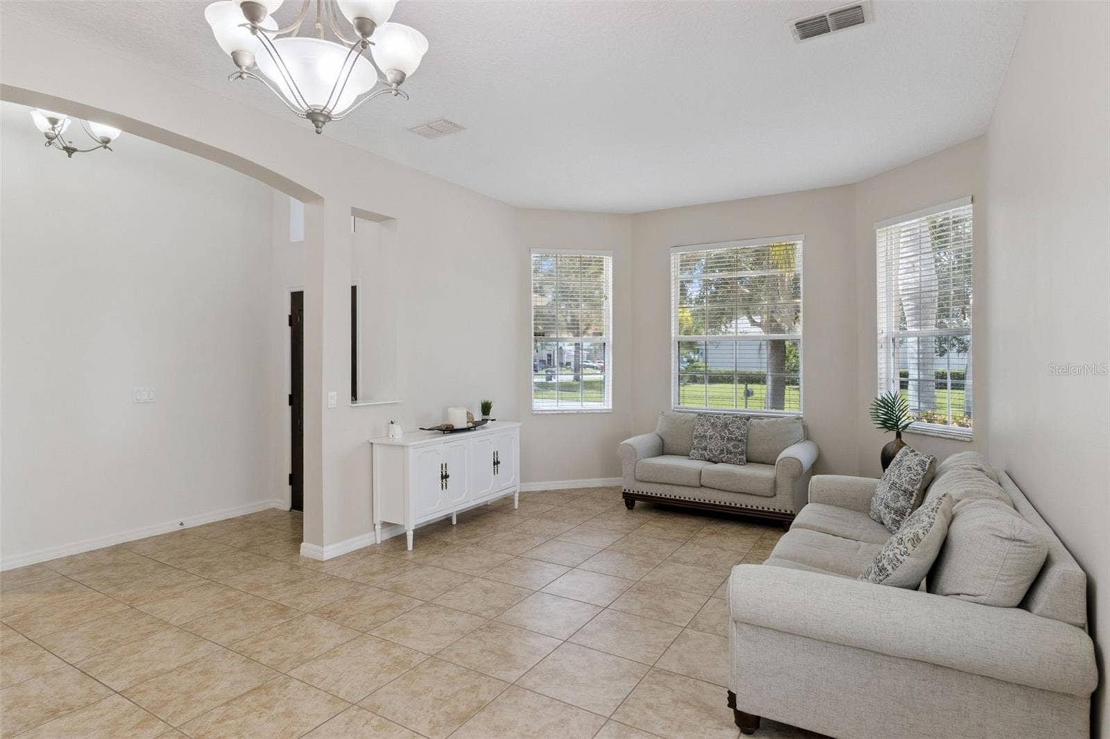 5830 ANSLEY WAY, Mount Dora, FL 32757