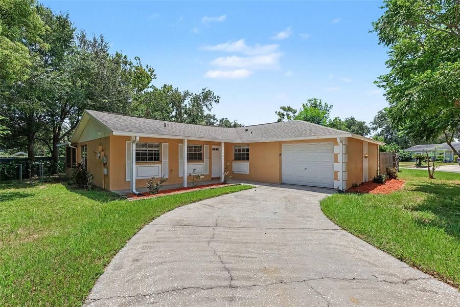 Property photo for 603 HIGHVIEW TERRACE N, Brandon, FL