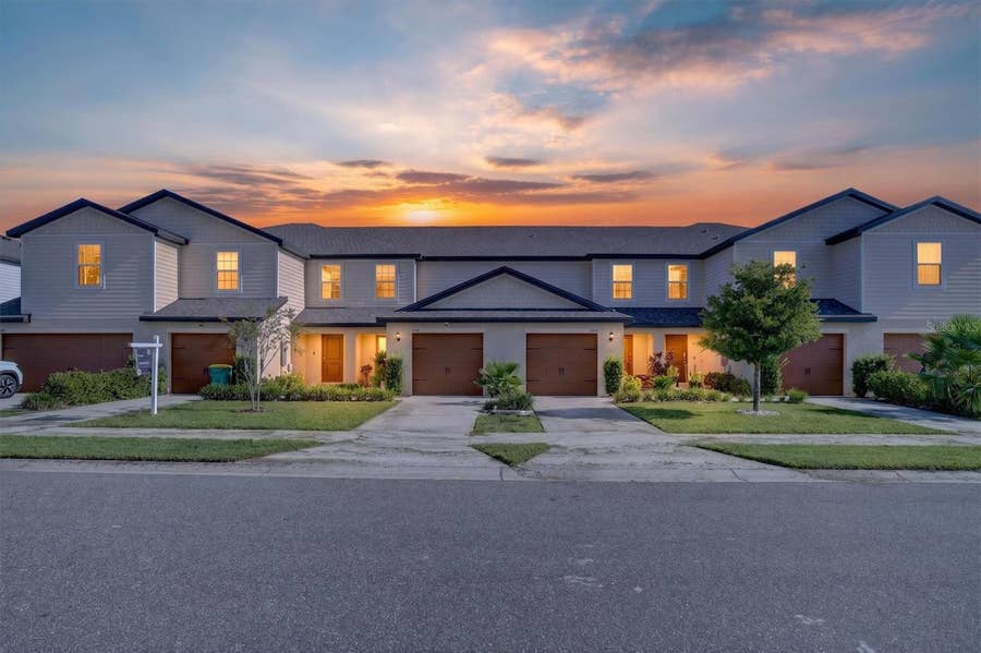 Property photo for 1556 WYNFORD CIRCLE, Tavares, FL
