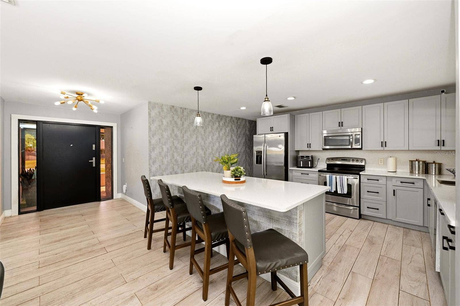 6349 MARLBERRY DRIVE, Orlando, FL 32819 6349 MARLBERRY DRIVE, Orlando, FL 32819