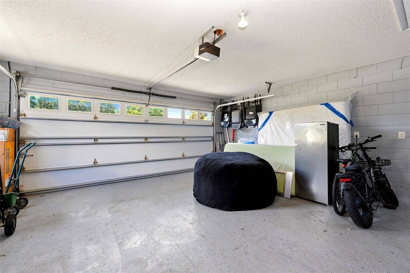 6349 MARLBERRY DRIVE, Orlando, FL 32819 6349 MARLBERRY DRIVE, Orlando, FL 32819