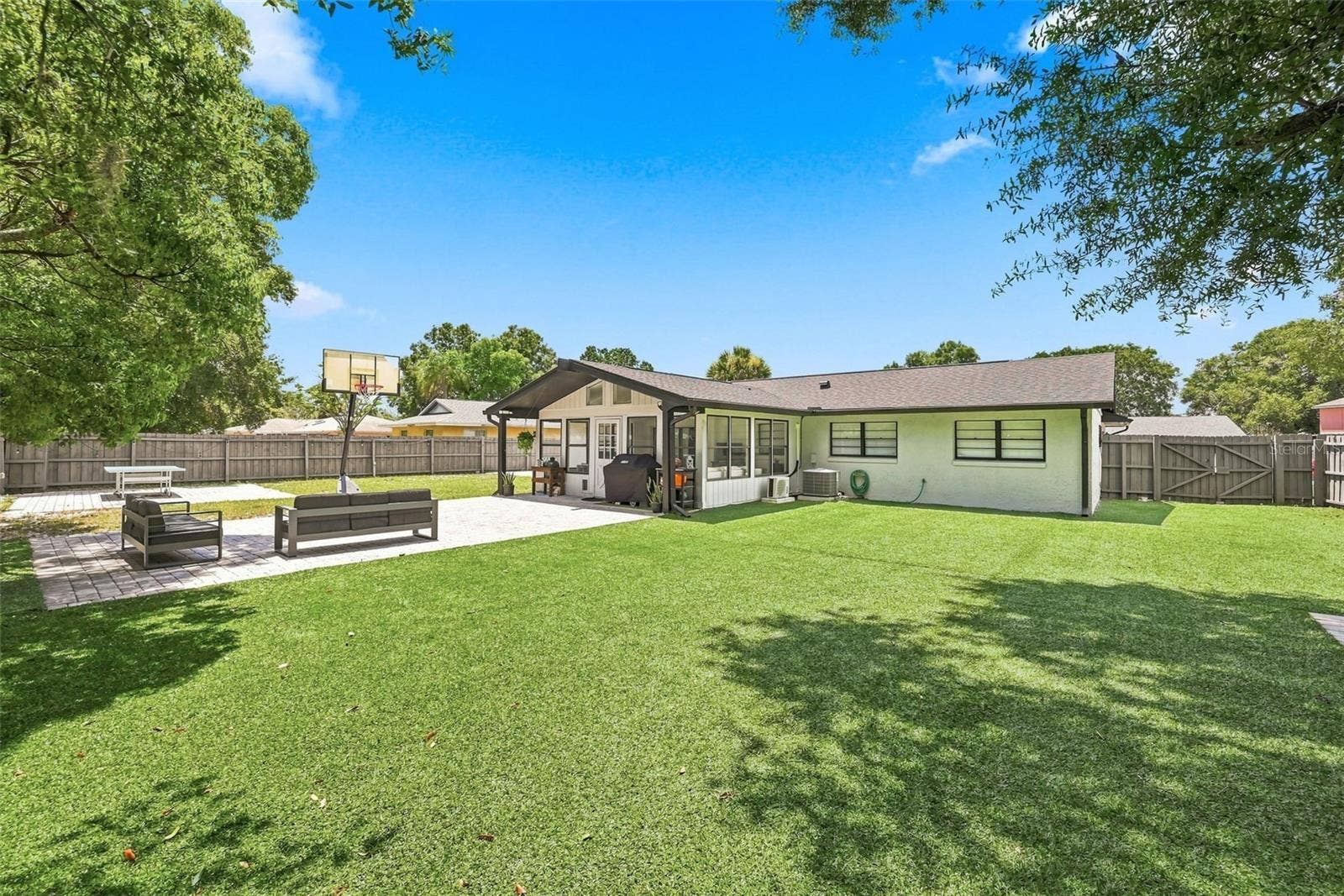 6349 MARLBERRY DRIVE, Orlando, FL 32819 6349 MARLBERRY DRIVE, Orlando, FL 32819