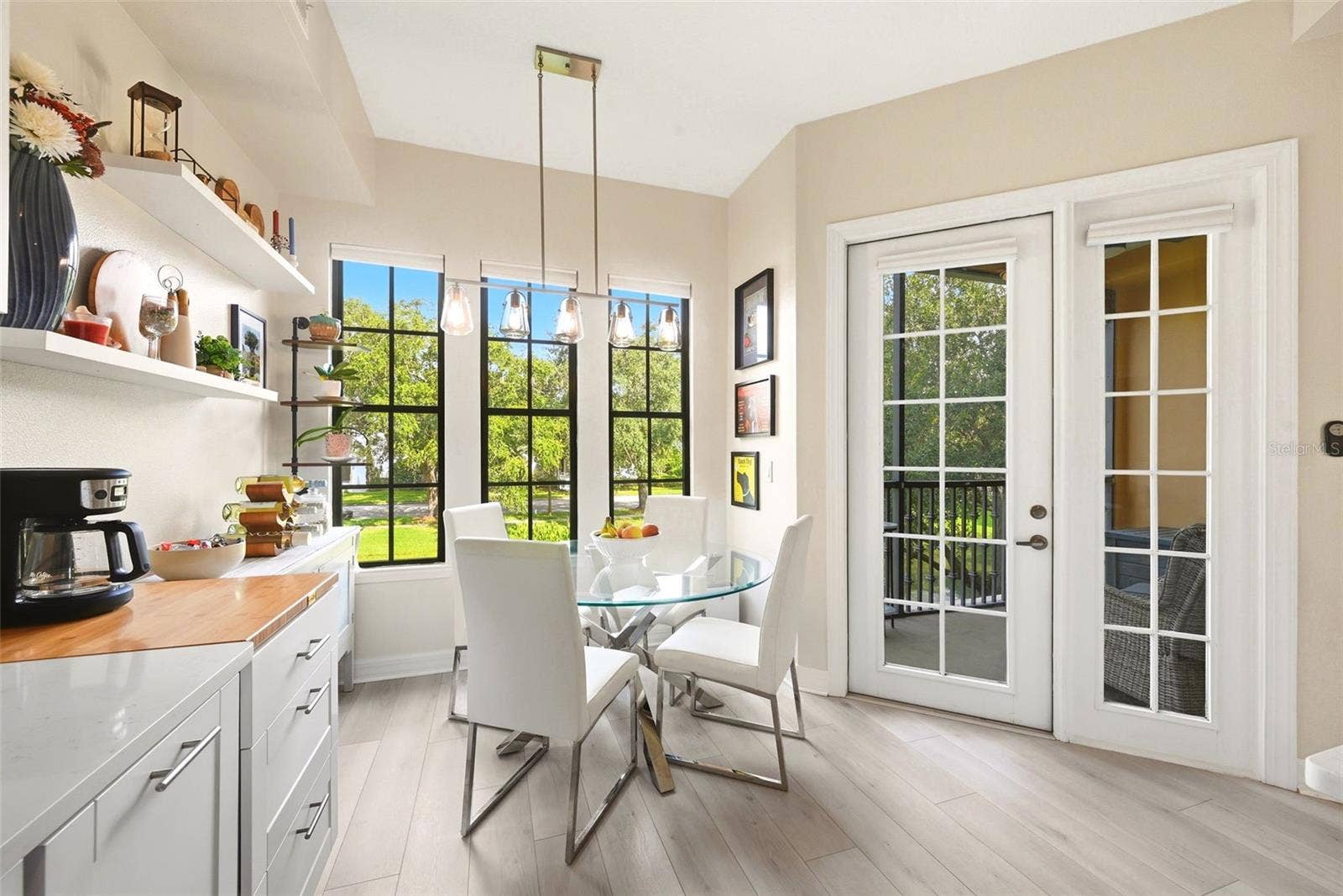 500 MIRASOL CIRCLE, #205, Celebration, FL 34747 Breakfast Nook with nearby patio access