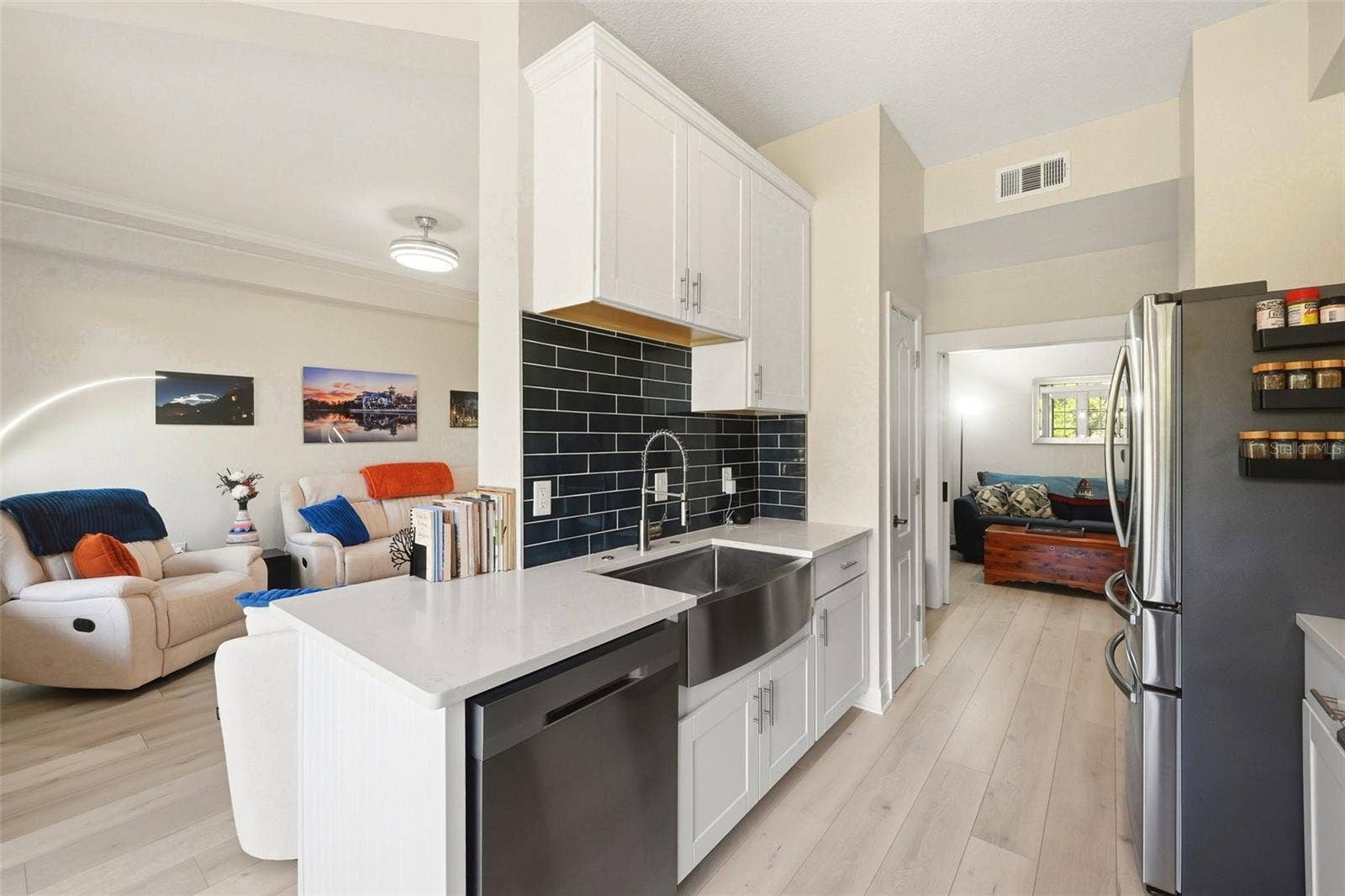 500 MIRASOL CIRCLE, #205, Celebration, FL 34747 Quartz Counters with Waterfall Edge