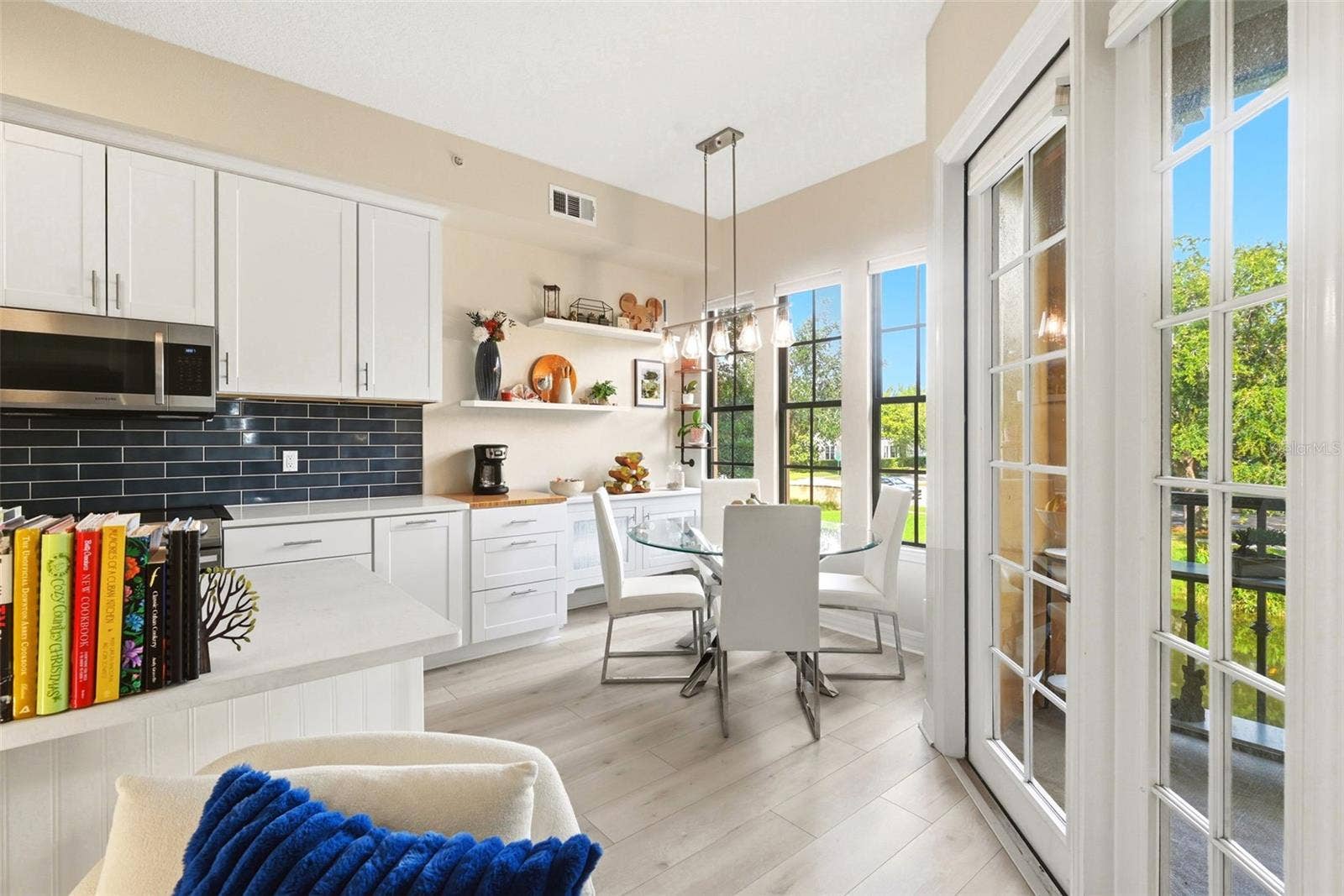 500 MIRASOL CIRCLE, #205, Celebration, FL 34747 Modern Eat-In Kitchen