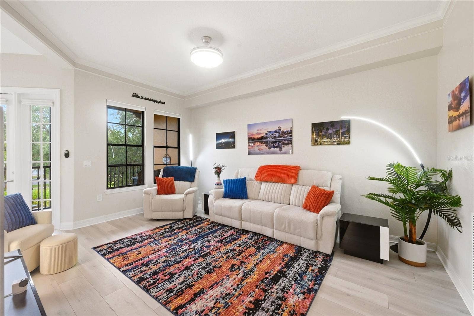 500 MIRASOL CIRCLE, #205, Celebration, FL 34747 Bright and Light Living Room