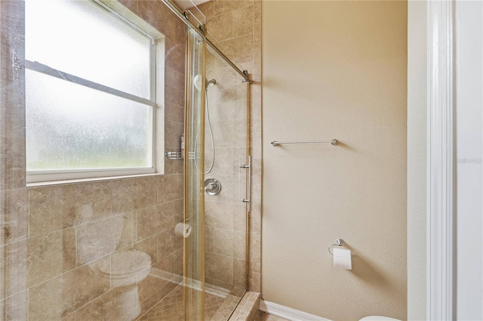 11457 SWIFT WATER CIRCLE, Orlando, FL 32817 11457 SWIFT WATER CIRCLE, Orlando, FL 32817