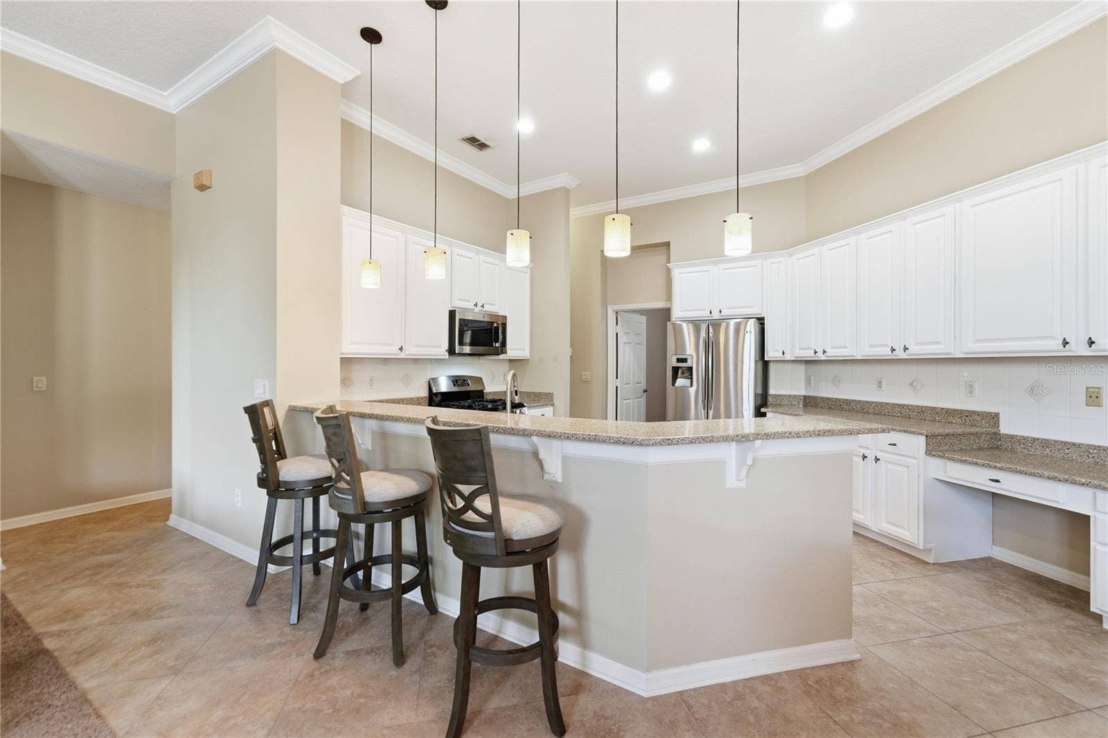 11457 SWIFT WATER CIRCLE, Orlando, FL 32817 11457 SWIFT WATER CIRCLE, Orlando, FL 32817