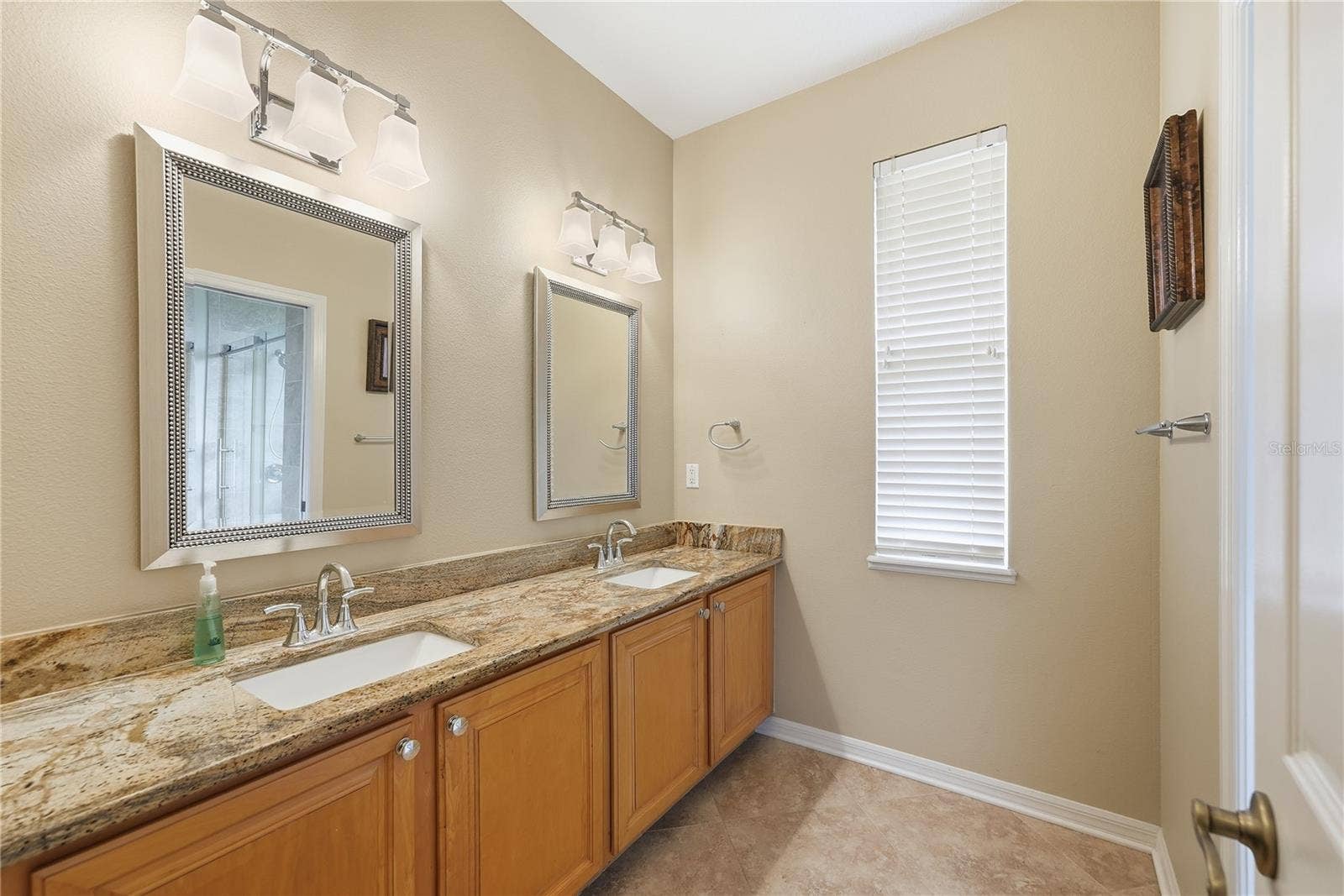 11457 SWIFT WATER CIRCLE, Orlando, FL 32817 11457 SWIFT WATER CIRCLE, Orlando, FL 32817