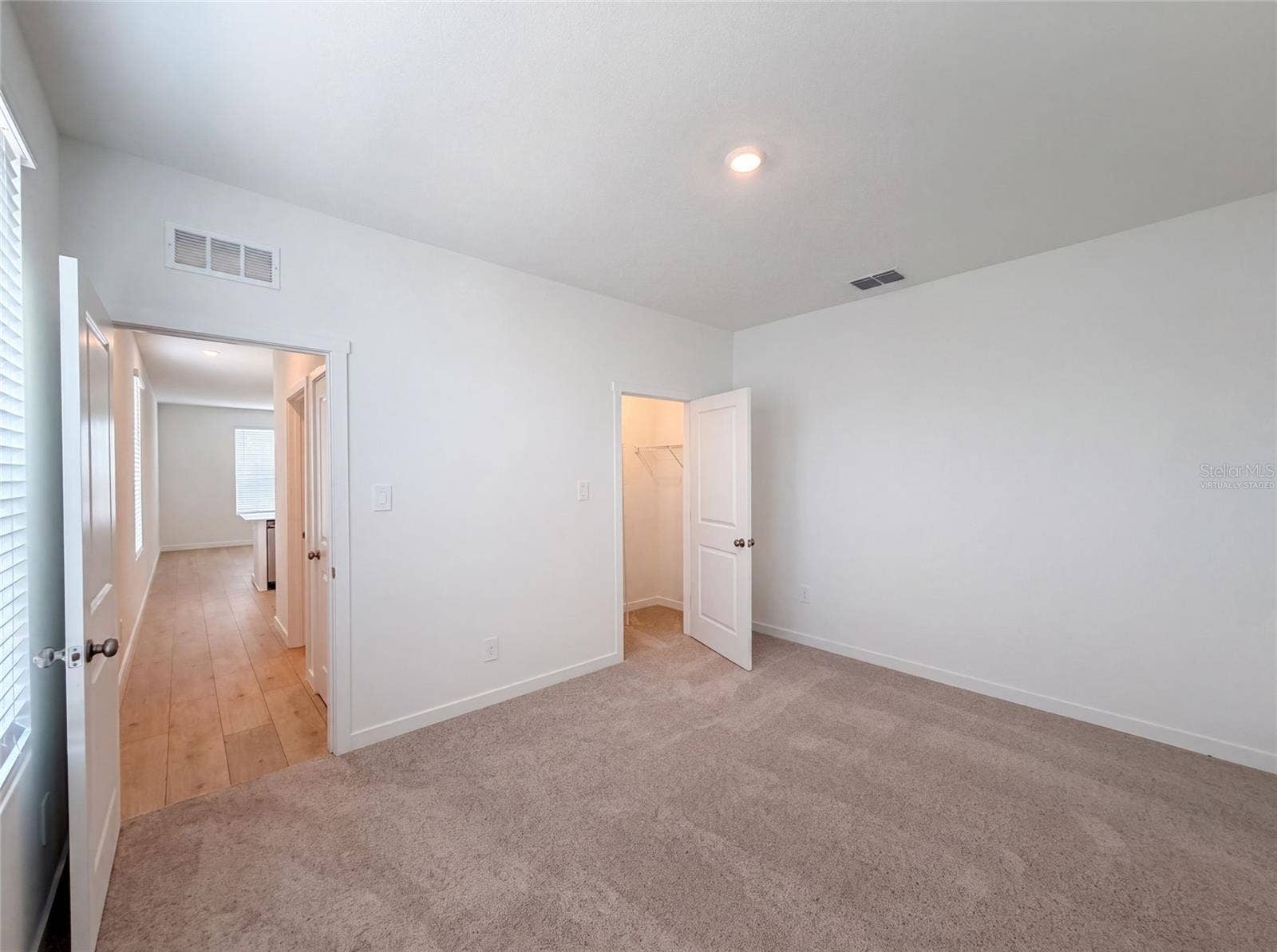 347 PUMA LOOP, Groveland, FL 34736 Virtually Staged