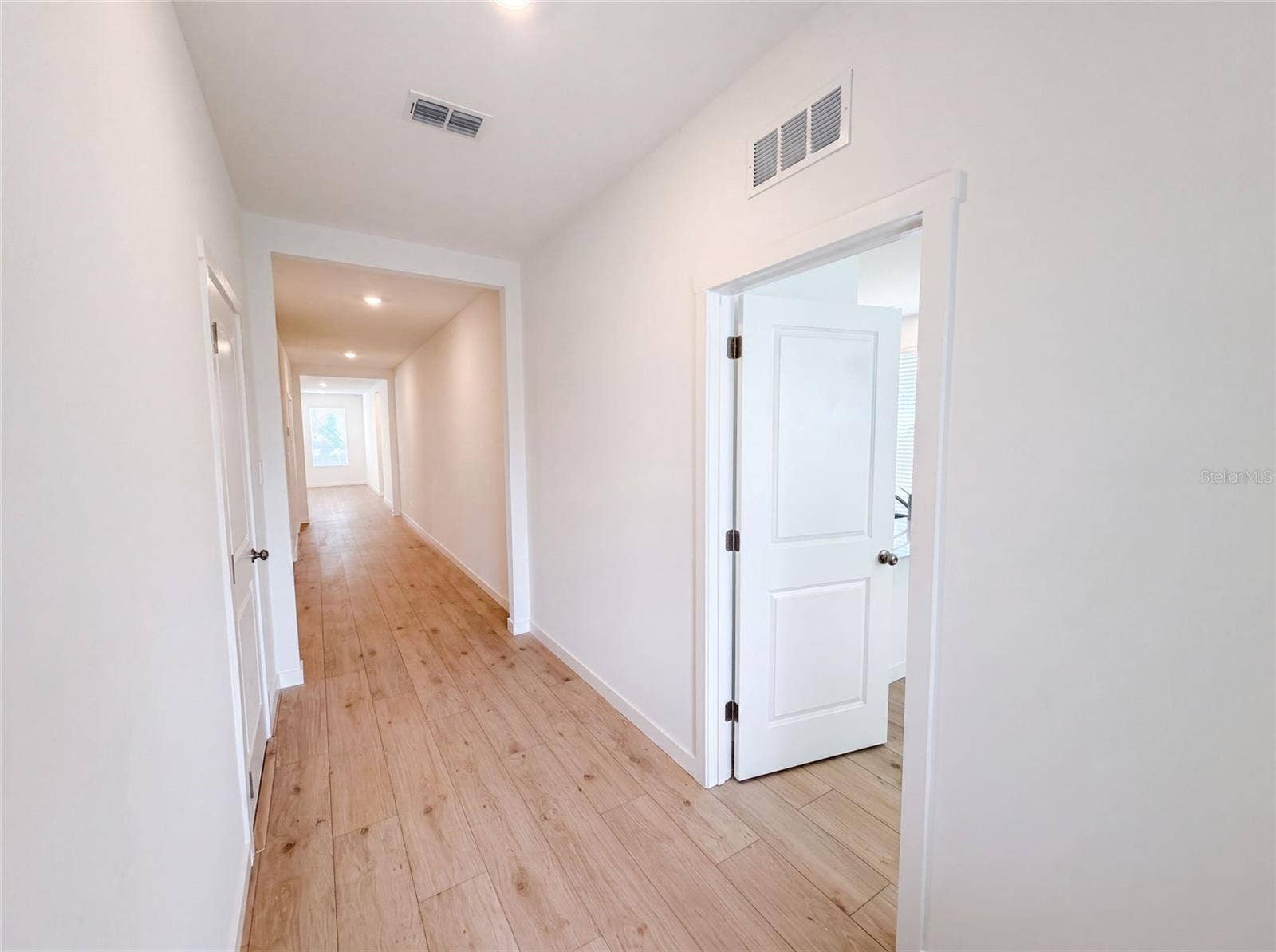 347 PUMA LOOP, Groveland, FL 34736 347 PUMA LOOP, Groveland, FL 34736