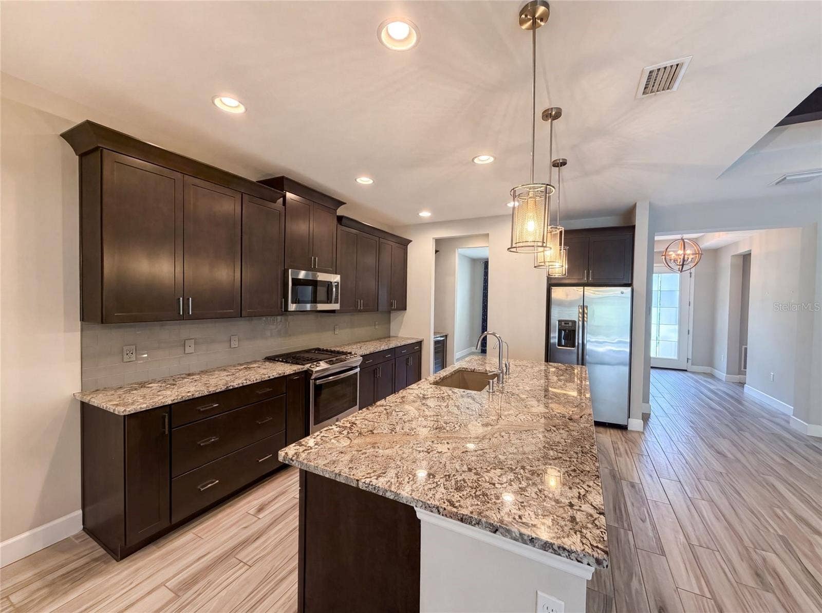1011 VICTORIA HILLS DRIVE S, Deland, FL 32724 1011 VICTORIA HILLS DRIVE S, Deland, FL 32724