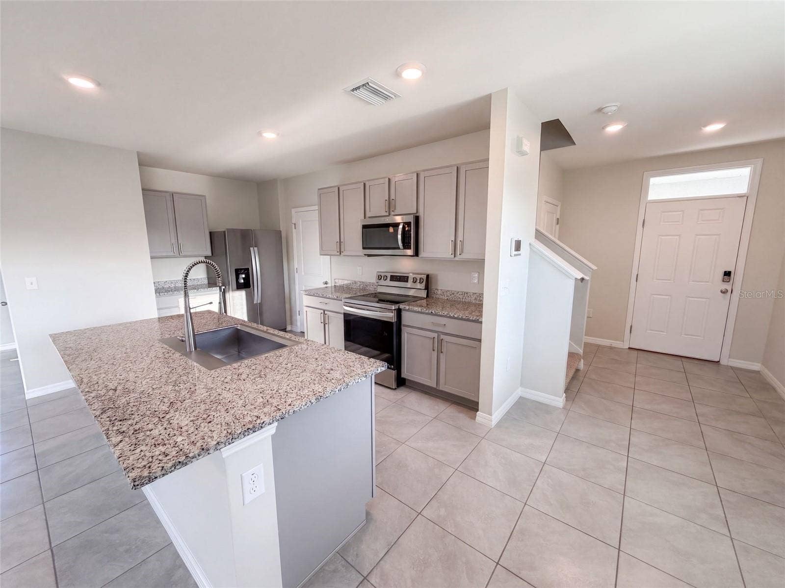 16176 SOFT FERN TRACE, Odessa, FL 33556 16176 SOFT FERN TRACE, Odessa, FL 33556