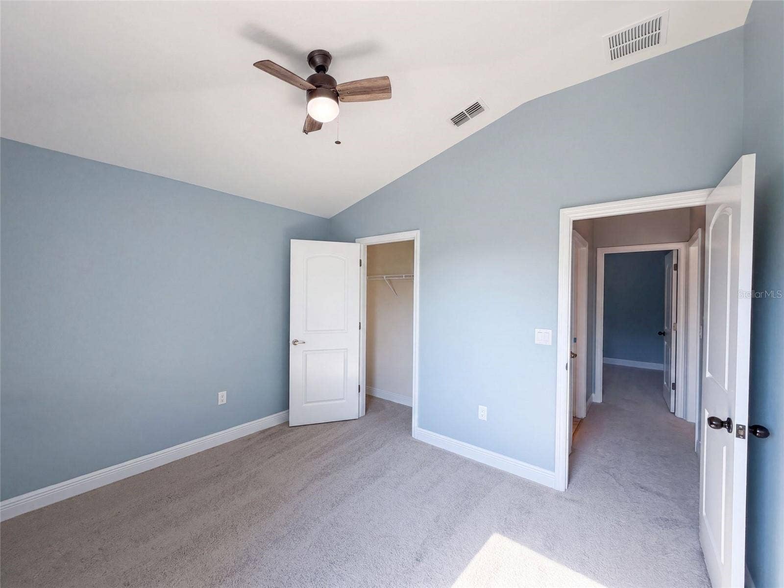 1229 LONGVILLE CIRCLE, Tavares, FL 32778