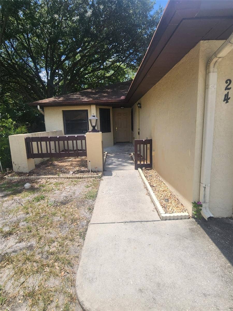 Property photo for 940 FENTON LANE, #24, Lakeland, FL