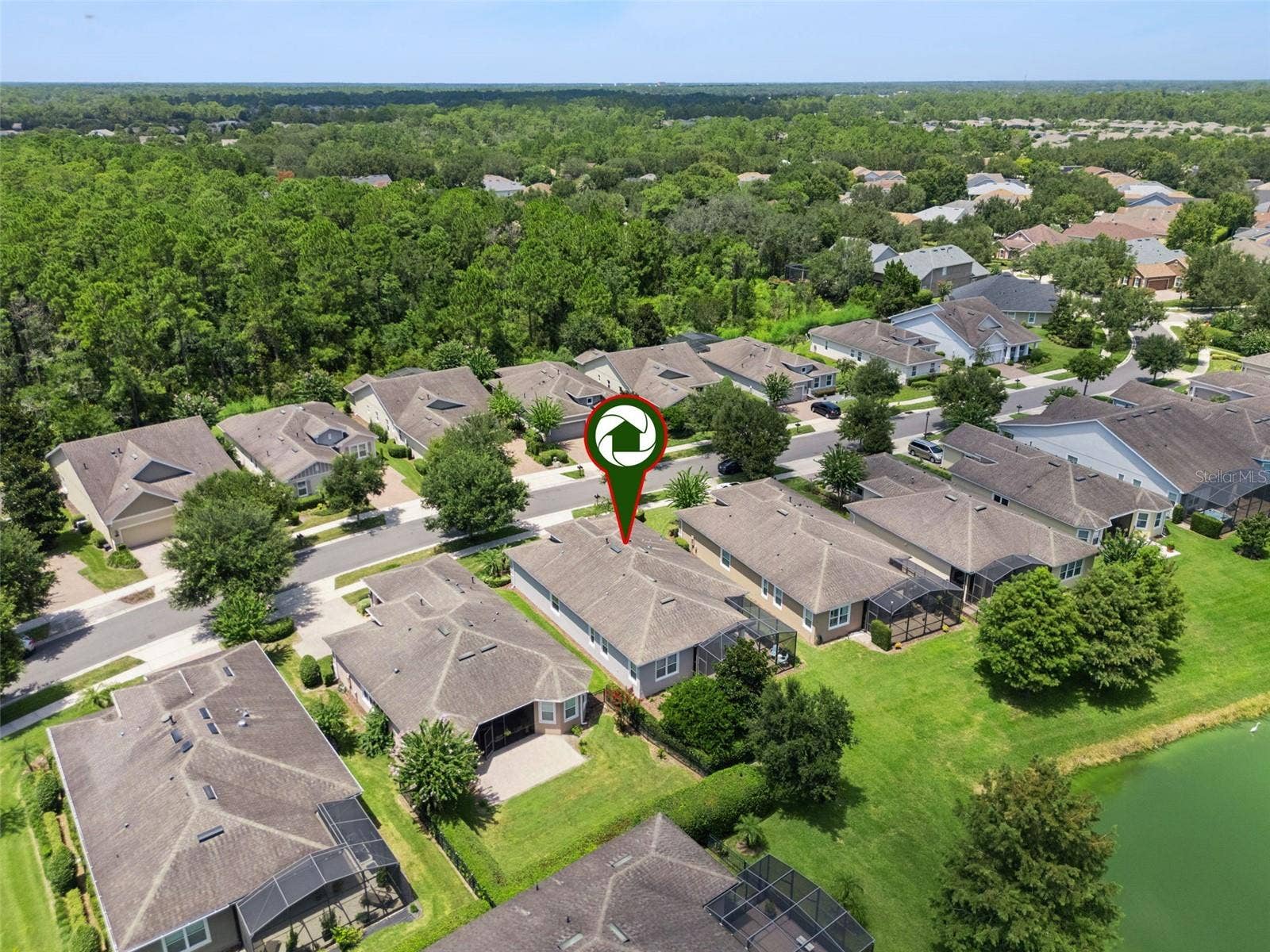 Aerial view of the home's location & surrounding neighborhood area