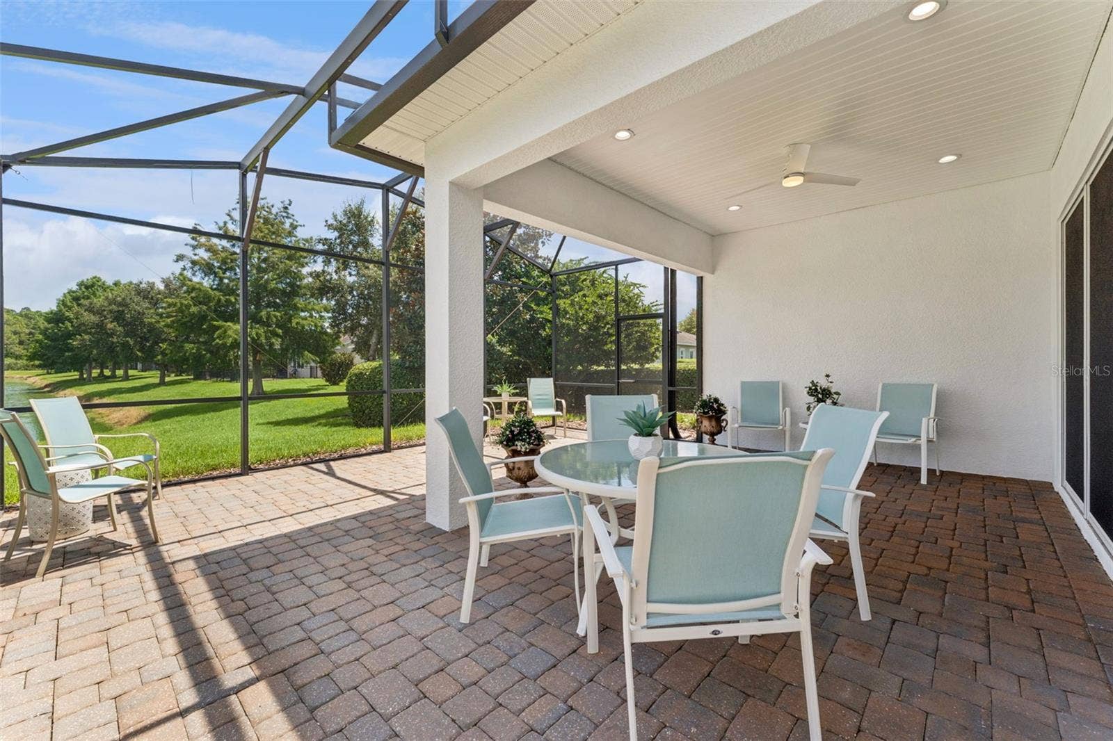 Screen enclosed covered lanai