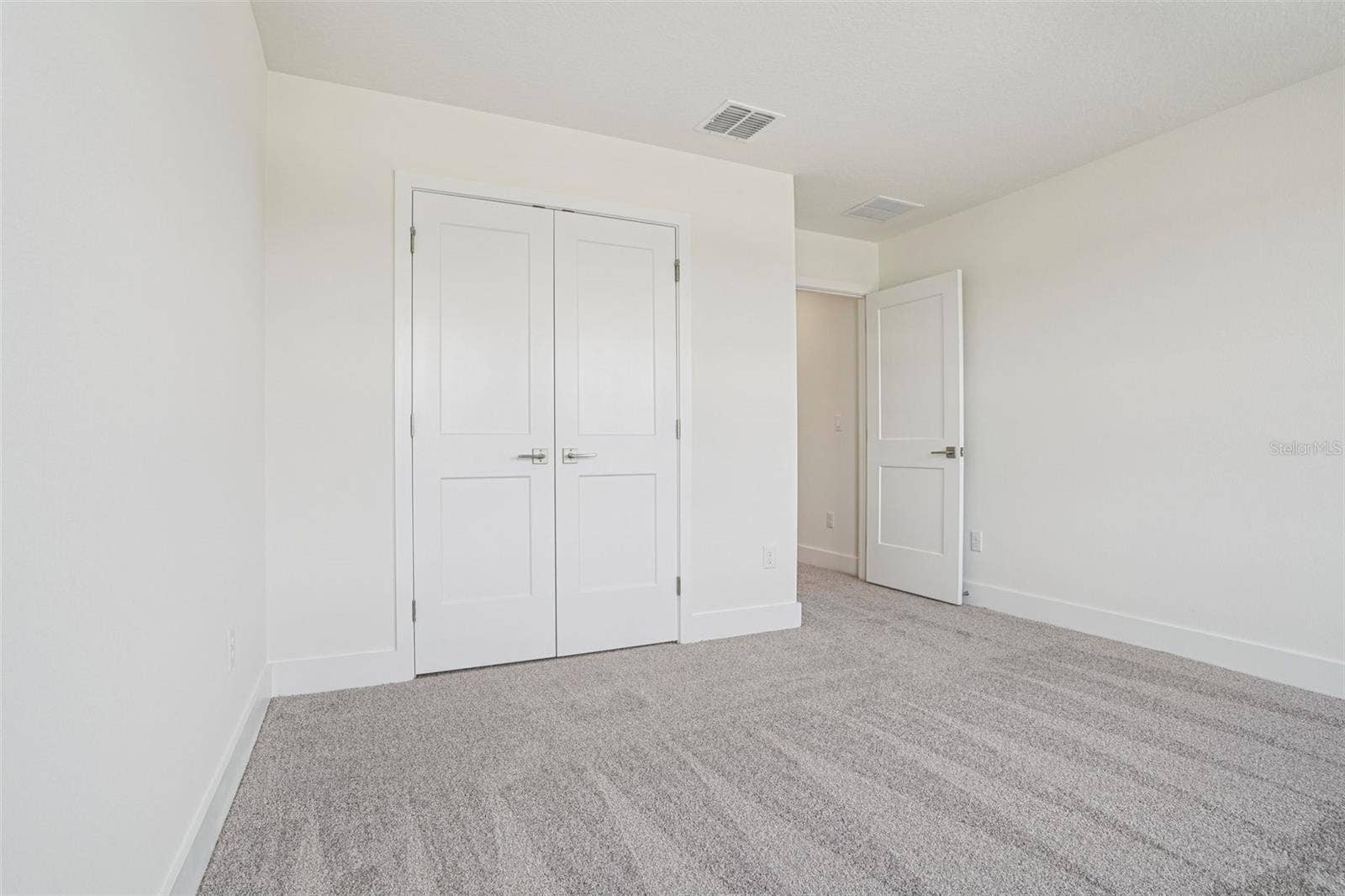 30333 EMERALD FOREST DRIVE, Mount Dora, FL 32757