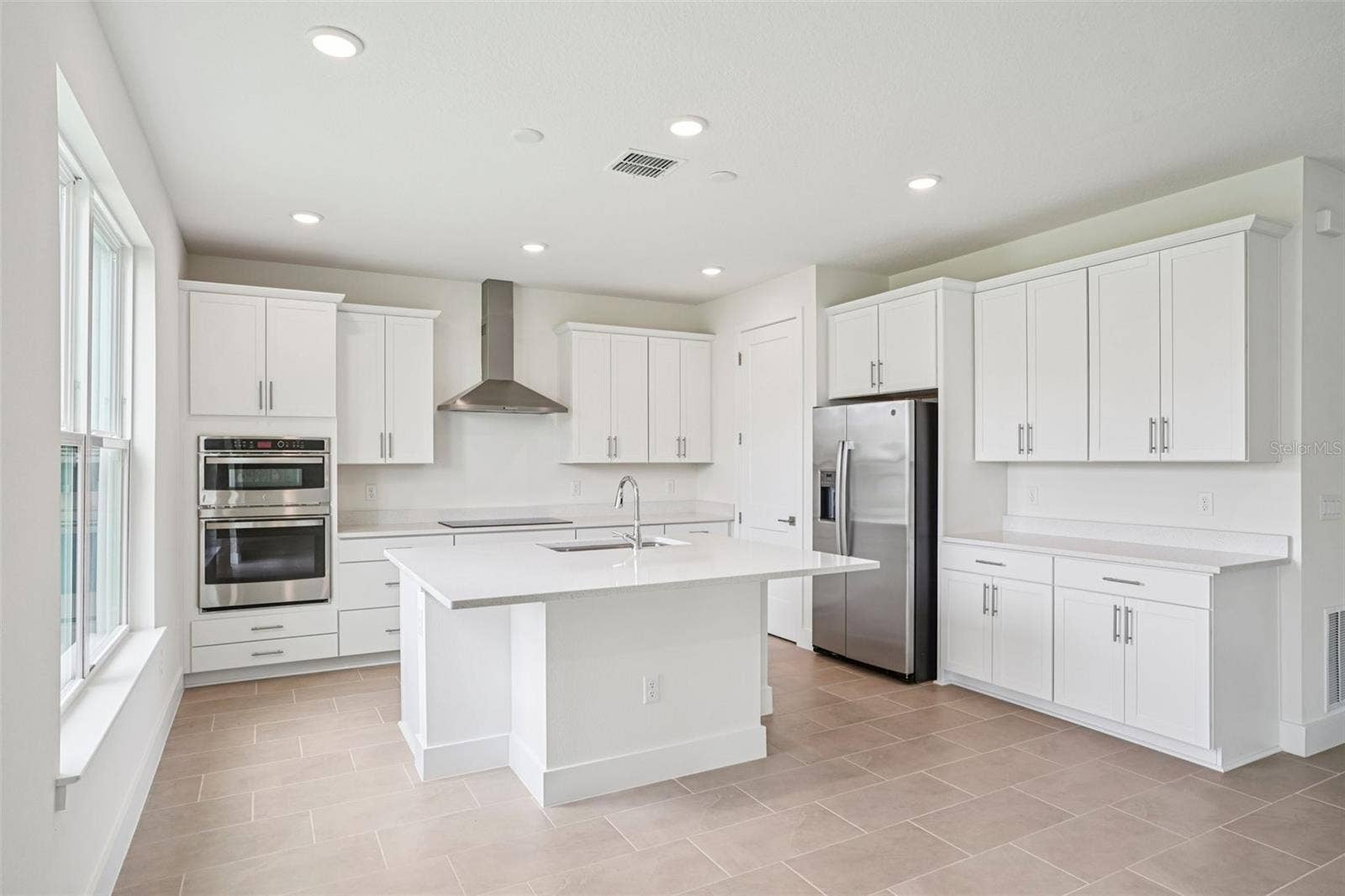 30333 EMERALD FOREST DRIVE, Mount Dora, FL 32757