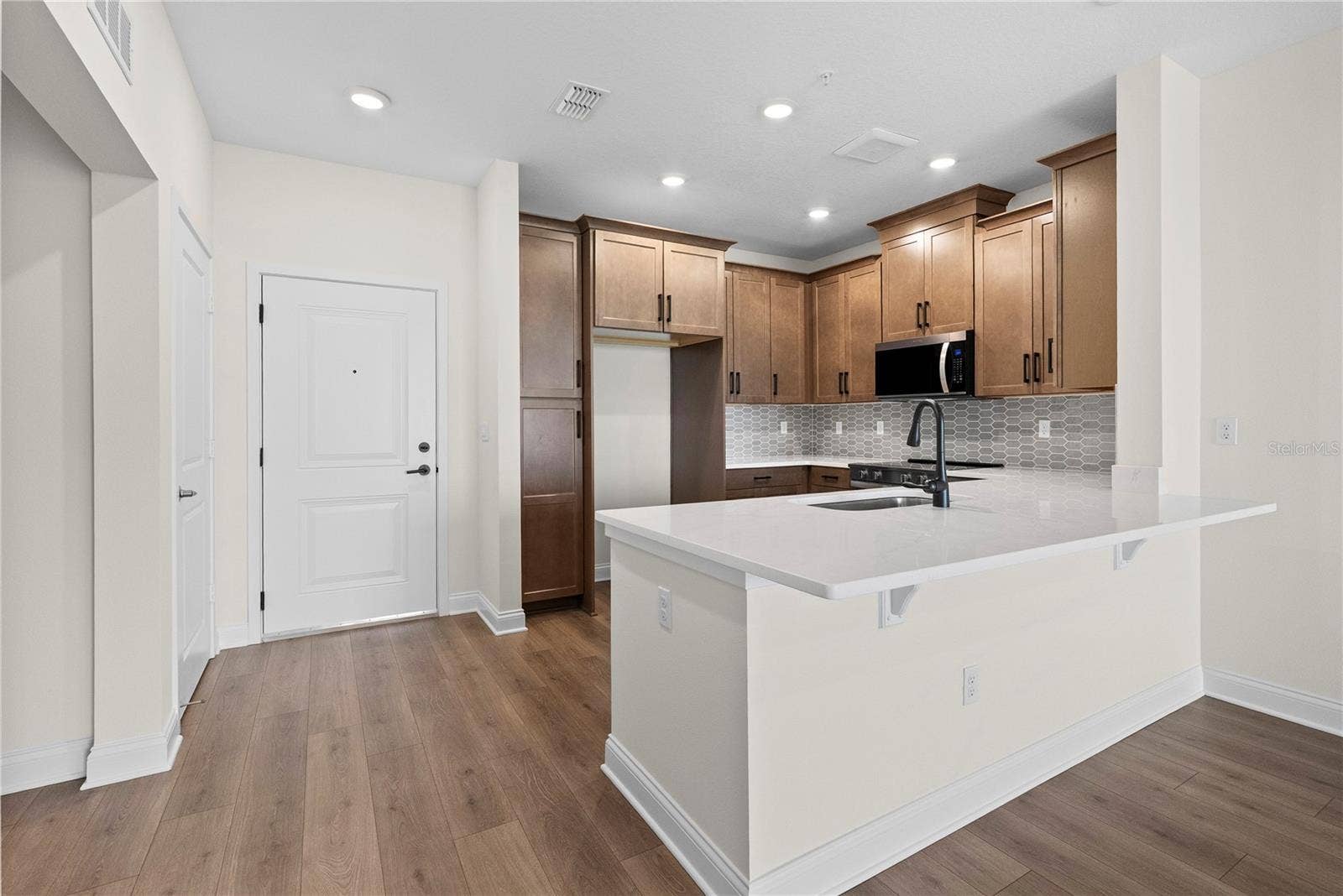 7545 LAUREATE BOULEVARD, #7404, Orlando, FL 32827 7545 LAUREATE BOULEVARD, #7404, Orlando, FL 32827