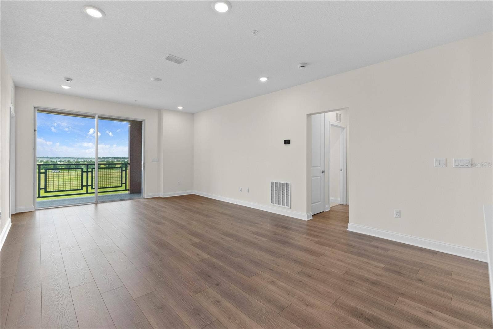 7545 LAUREATE BOULEVARD, #7404, Orlando, FL 32827 7545 LAUREATE BOULEVARD, #7404, Orlando, FL 32827