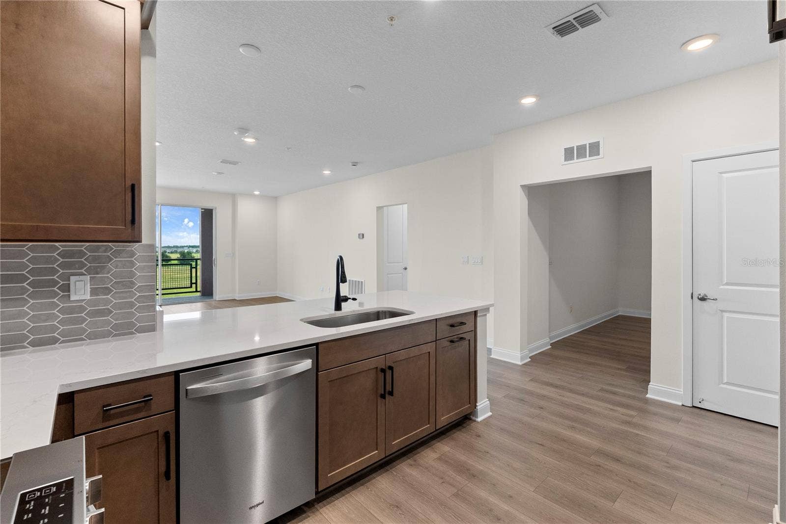 7545 LAUREATE BOULEVARD, #7404, Orlando, FL 32827 7545 LAUREATE BOULEVARD, #7404, Orlando, FL 32827