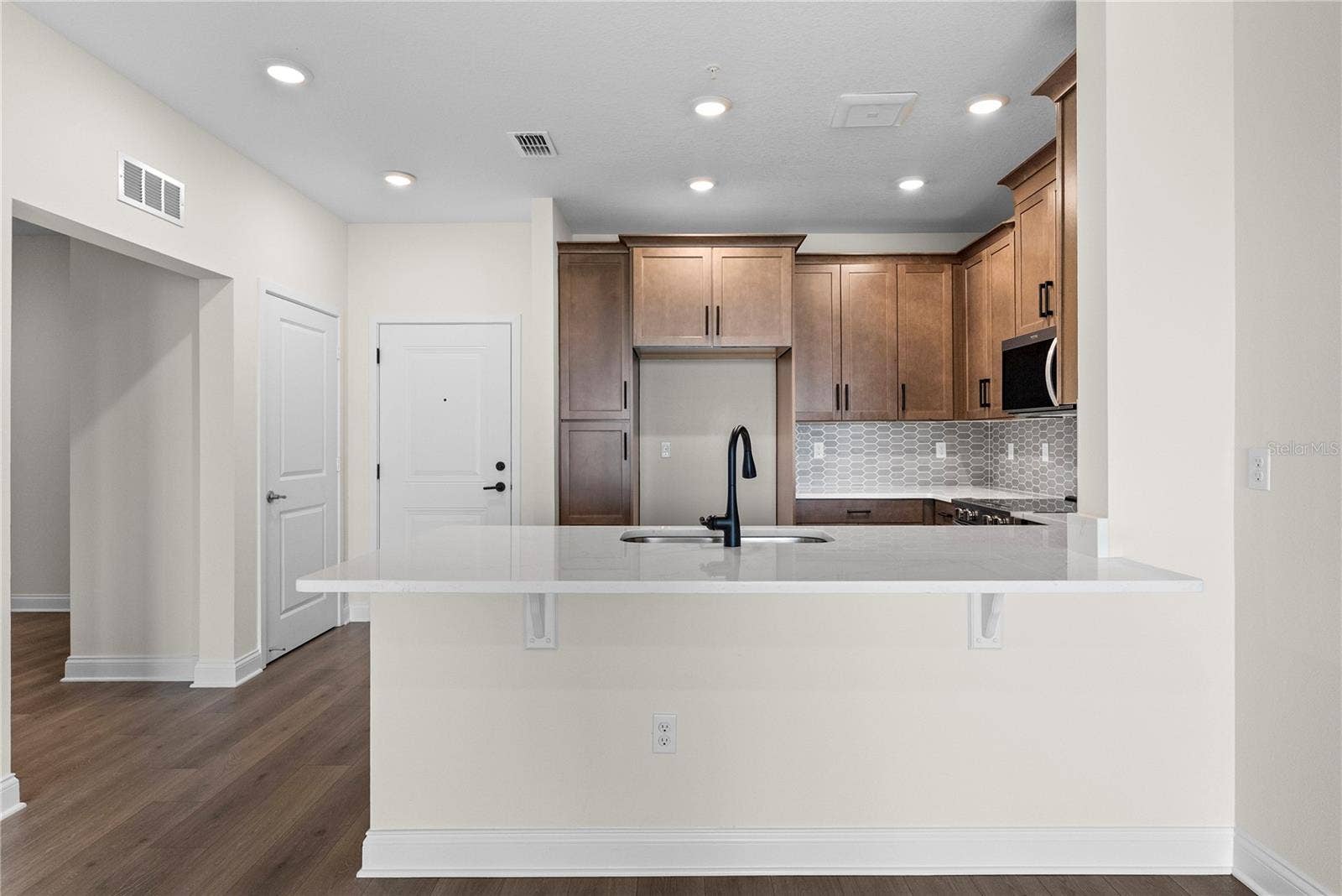 7545 LAUREATE BOULEVARD, #7404, Orlando, FL 32827 7545 LAUREATE BOULEVARD, #7404, Orlando, FL 32827