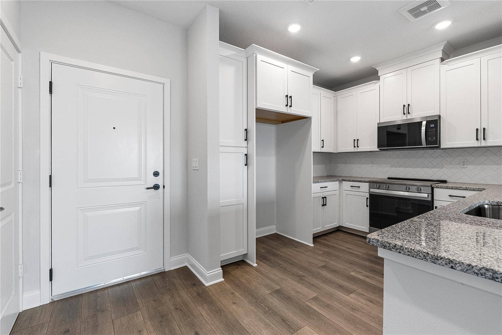 7545 LAUREATE BOULEVARD, #7408, Orlando, FL 32827 7545 LAUREATE BOULEVARD, #7408, Orlando, FL 32827