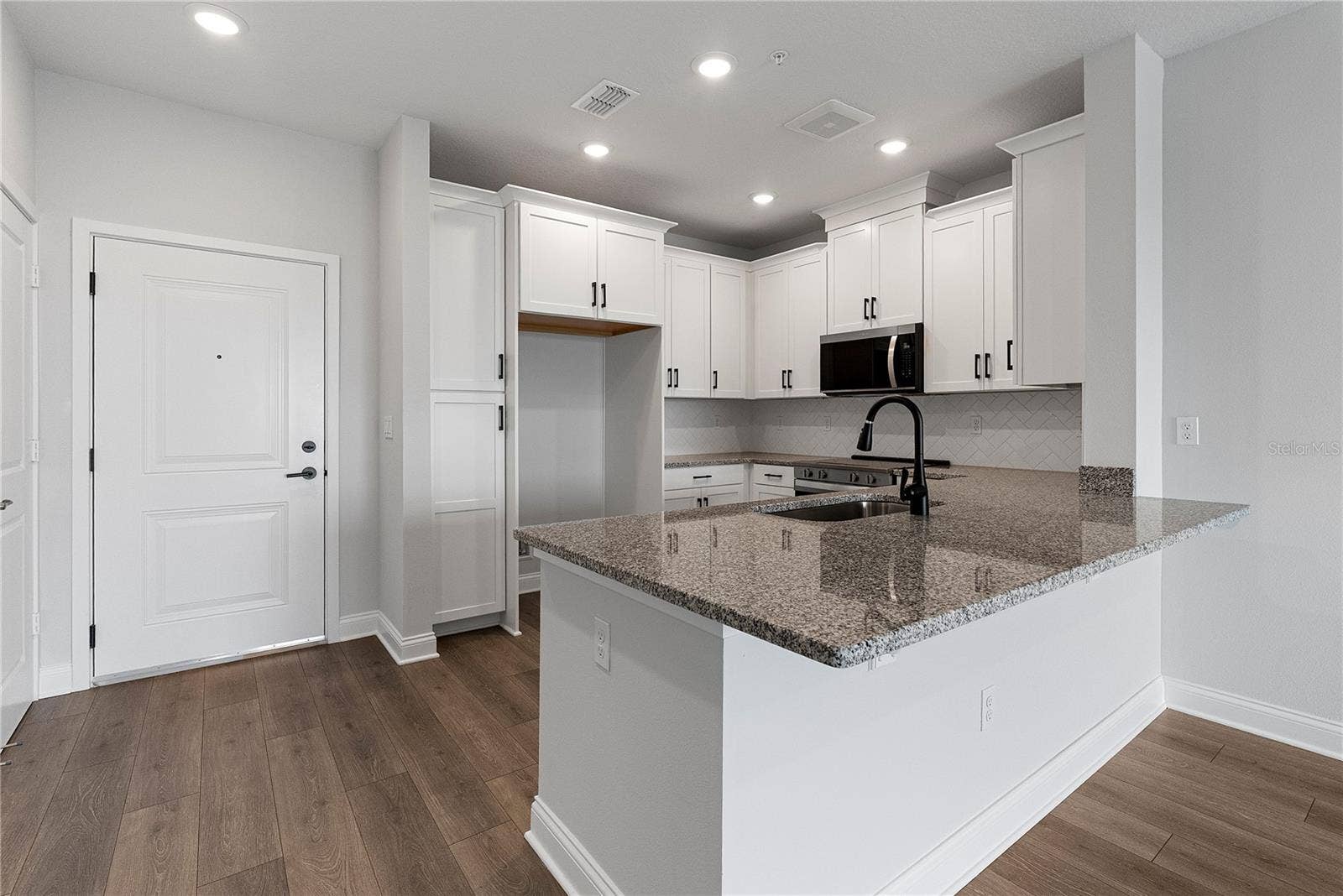 7545 LAUREATE BOULEVARD, #7408, Orlando, FL 32827 7545 LAUREATE BOULEVARD, #7408, Orlando, FL 32827