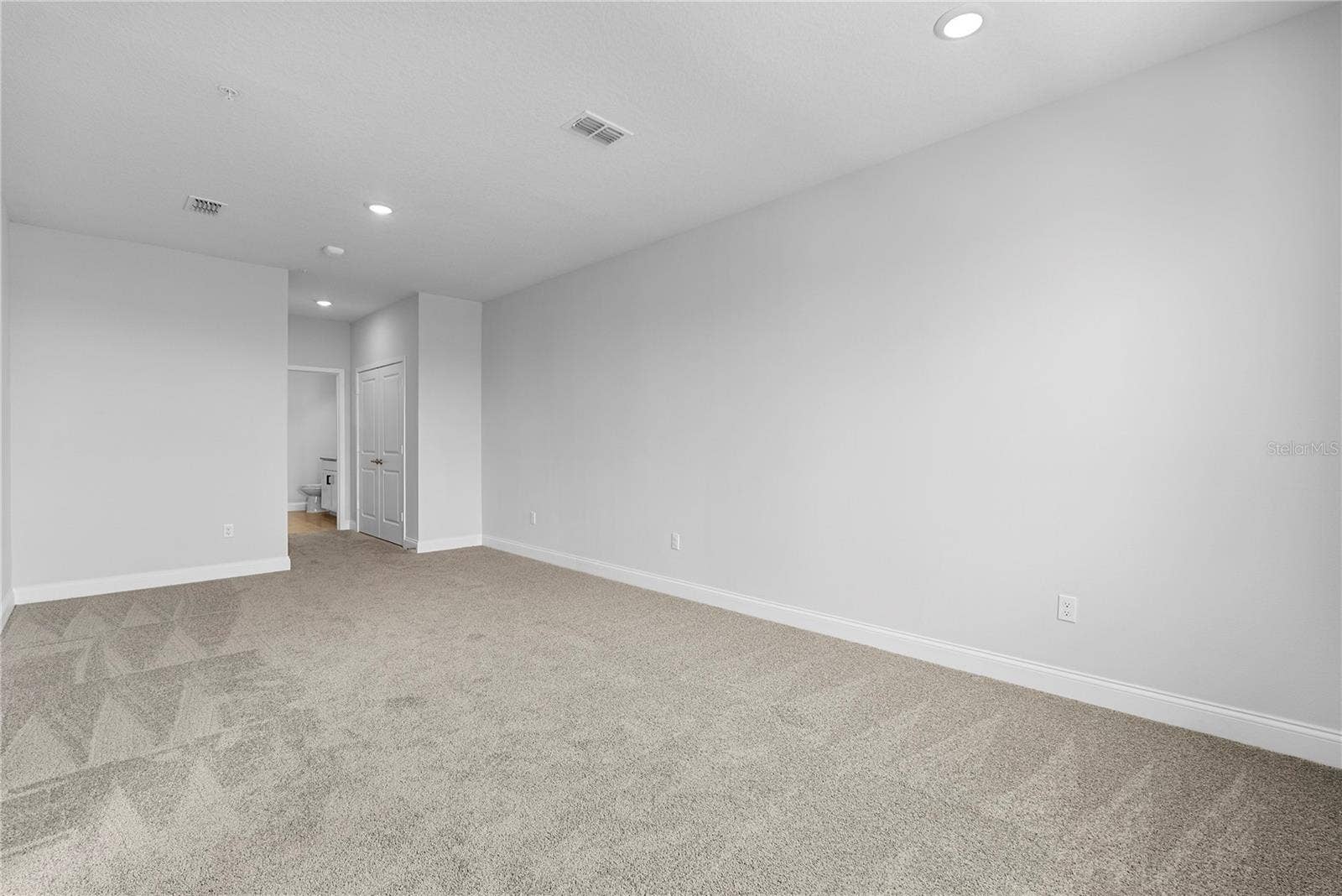 7545 LAUREATE BOULEVARD, #7408, Orlando, FL 32827 7545 LAUREATE BOULEVARD, #7408, Orlando, FL 32827